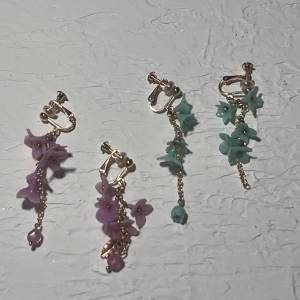 シャラシャラ、お花のイヤリング、ピアス