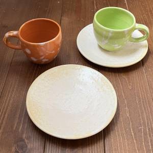 カップとお皿のセット(まだら模様)