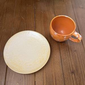 カップとお皿のセット(橙色)